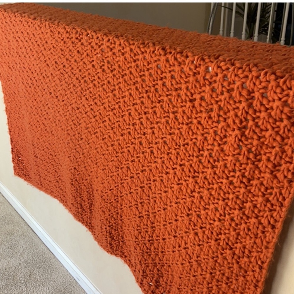 Threshold Chunky Throw Blanket 4’ x 6’Target Rust Orange Color